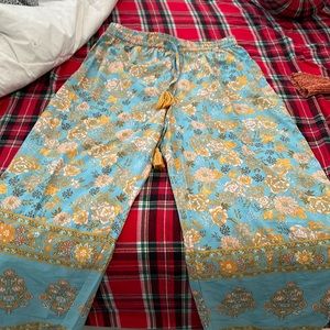 Flowy comfy pants size S/M World Market